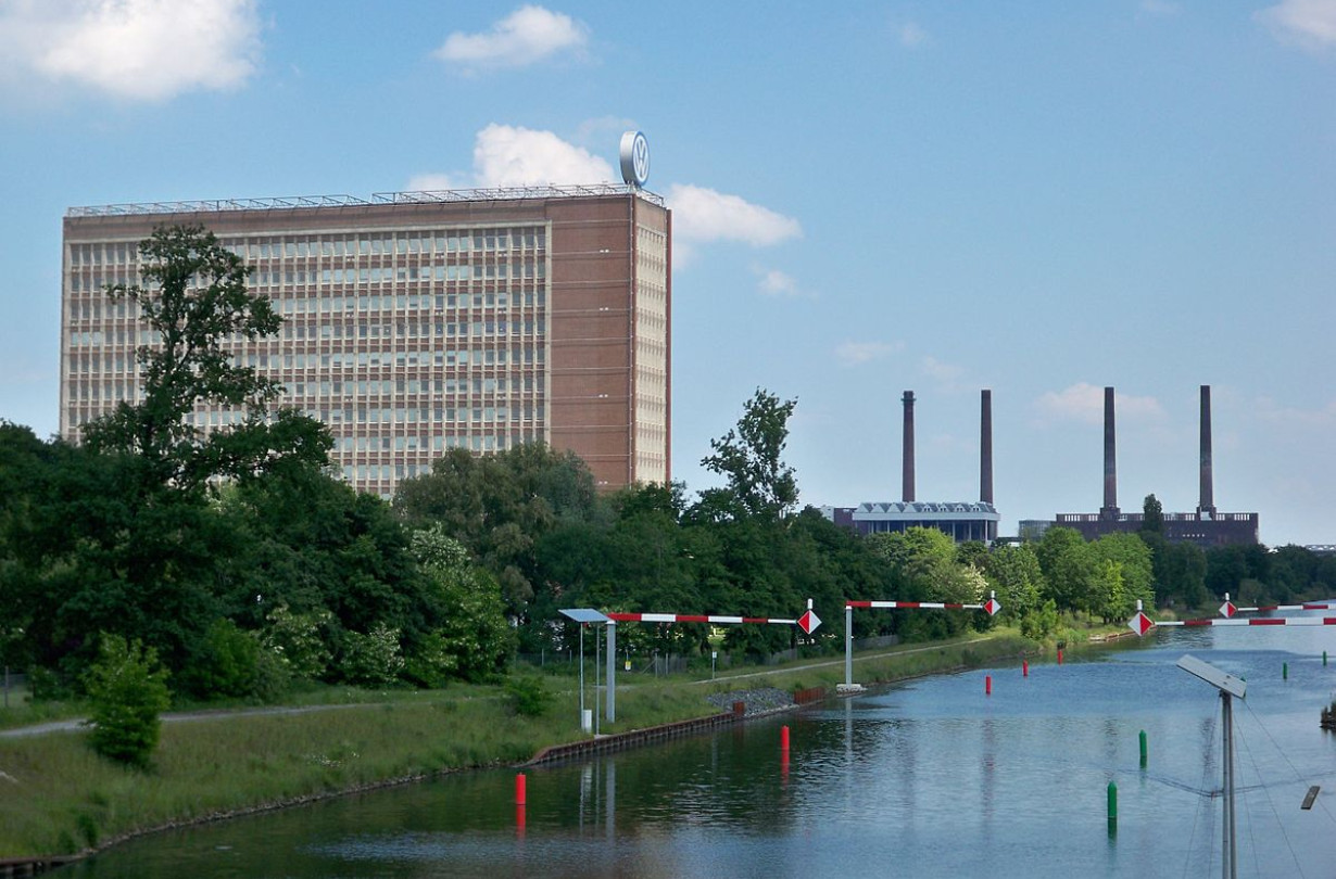 wolfsburg VW hochhaus_und kraftwerk