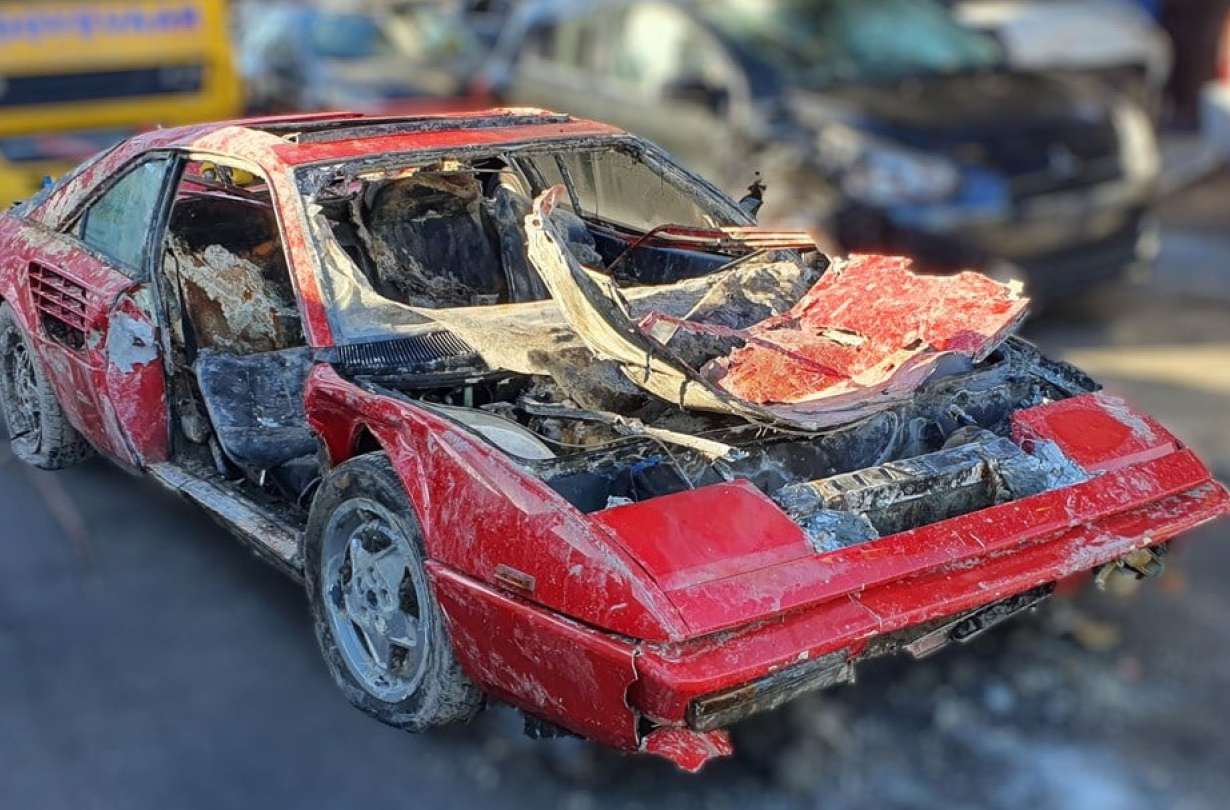 Ferrari Mondial V8