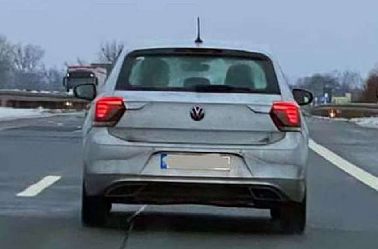 VW Polo VI scooped