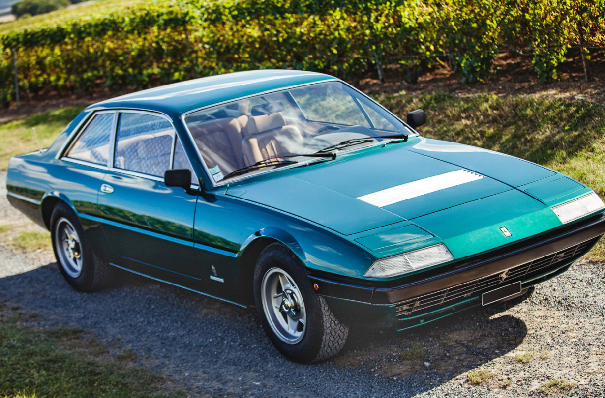 Ferrari 365GT4 2+2 1972-1976