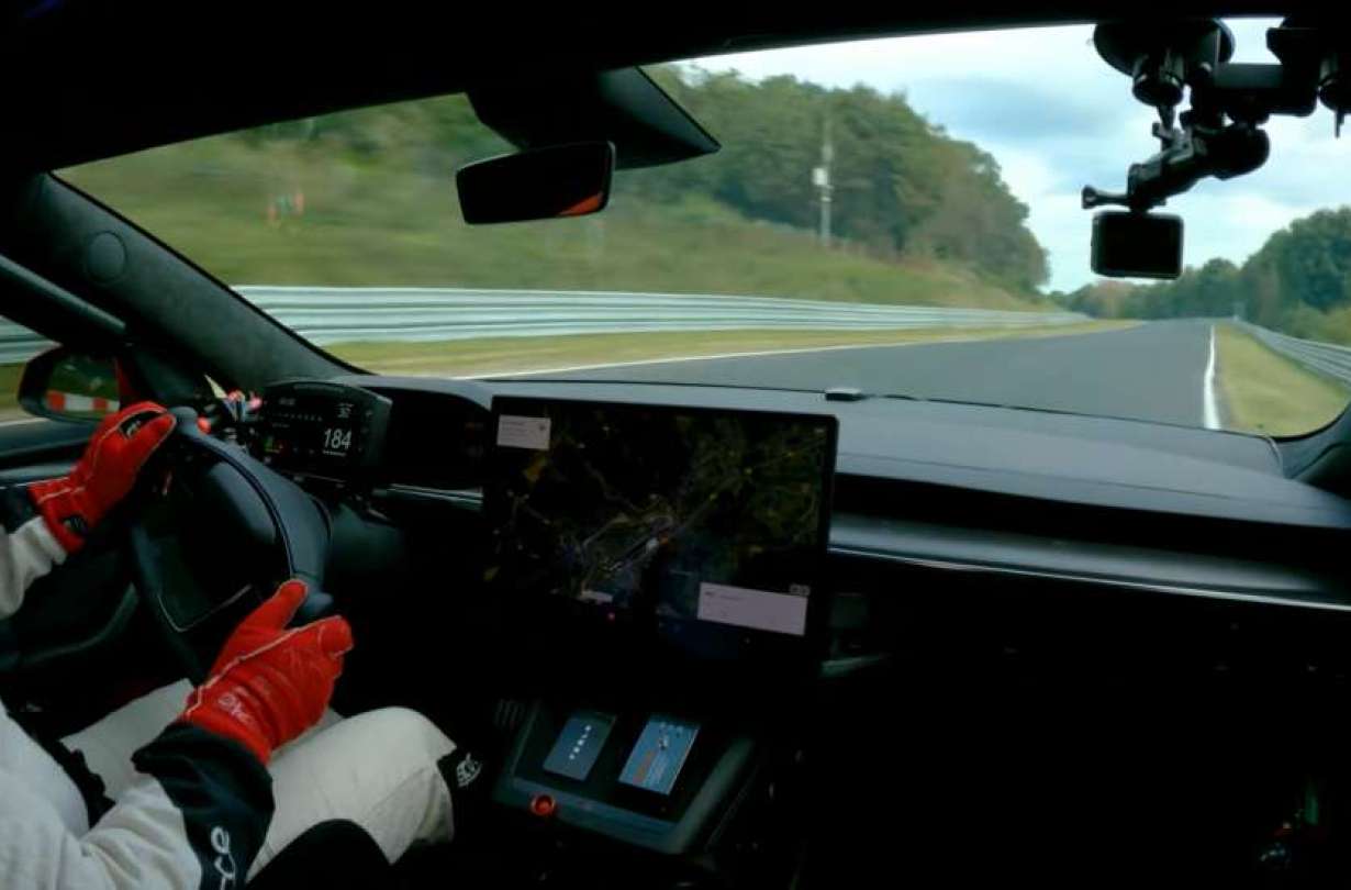Tesla Model S Plaid @ Nürburgring