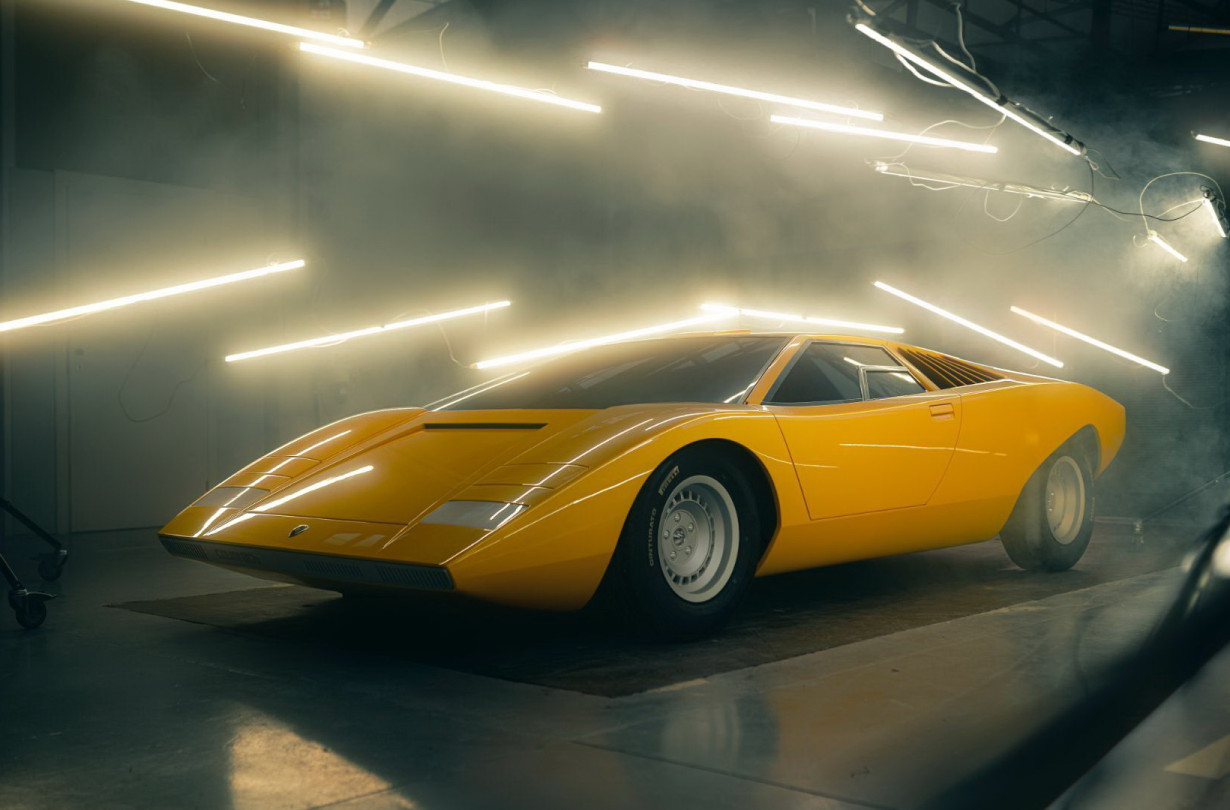 Lamborghini Countach Concept 1971 reborn