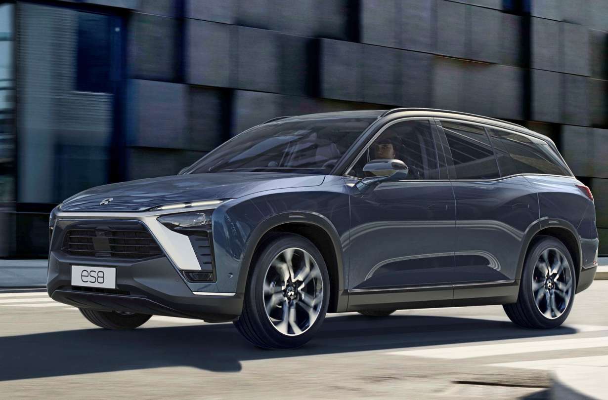 NIO ES8