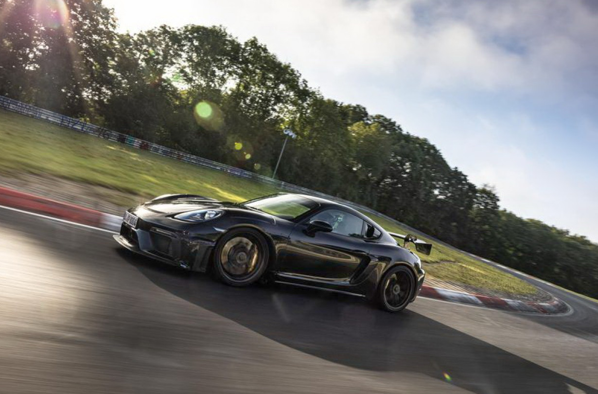 Porsche 718 Cayman GT4 RS