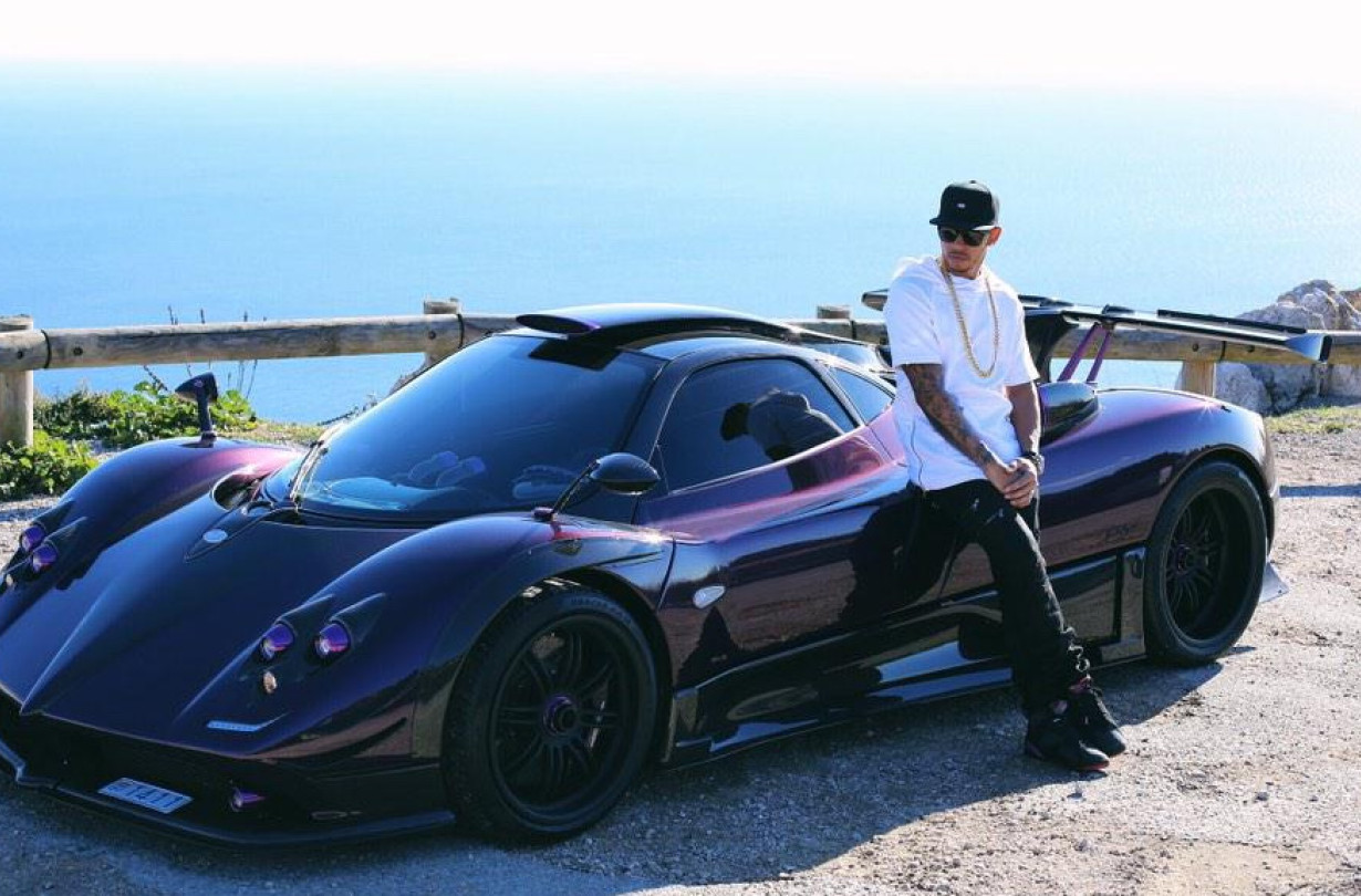 ​​​Lewis Hamilton Pagani Zonda 760 LH