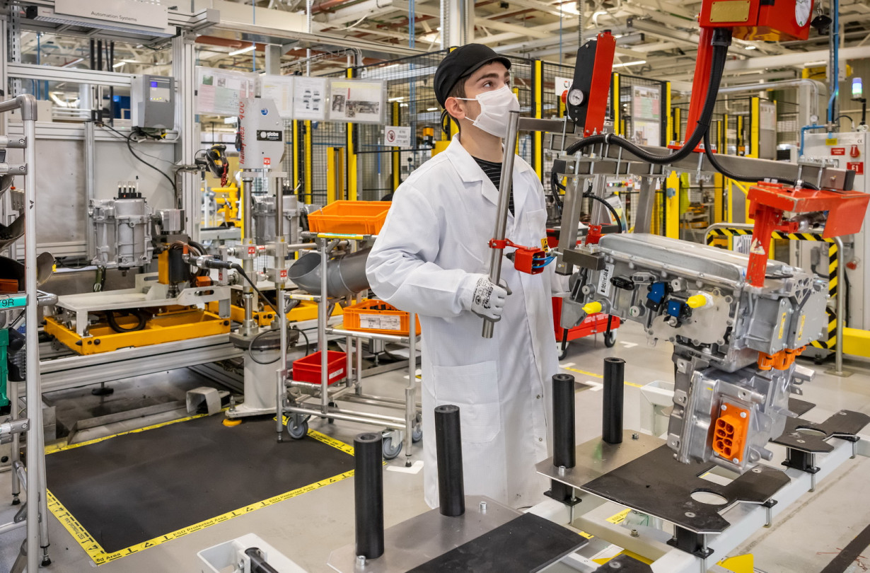 Renault, Valeo, Valeo Siemens eAutomotive Renault, Valeo, Valeo Siemens eAutomotive