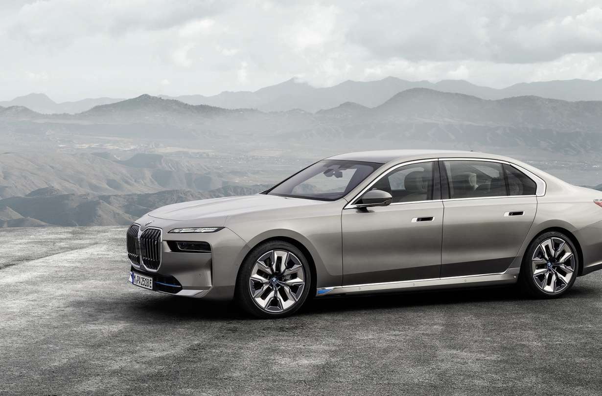 Αποστολή: BMW 7 Series και BMW i7