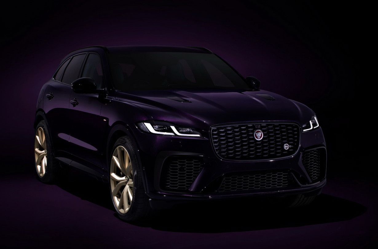 Jaguar F-Pace SVR Edition 1988 Jaguar F-Pace SVR Edition 1988