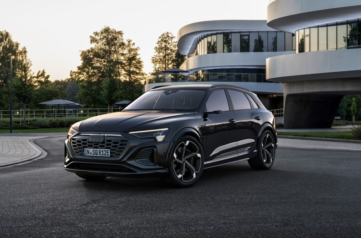 Audi Q8 e-tron Audi Q8 e-tron