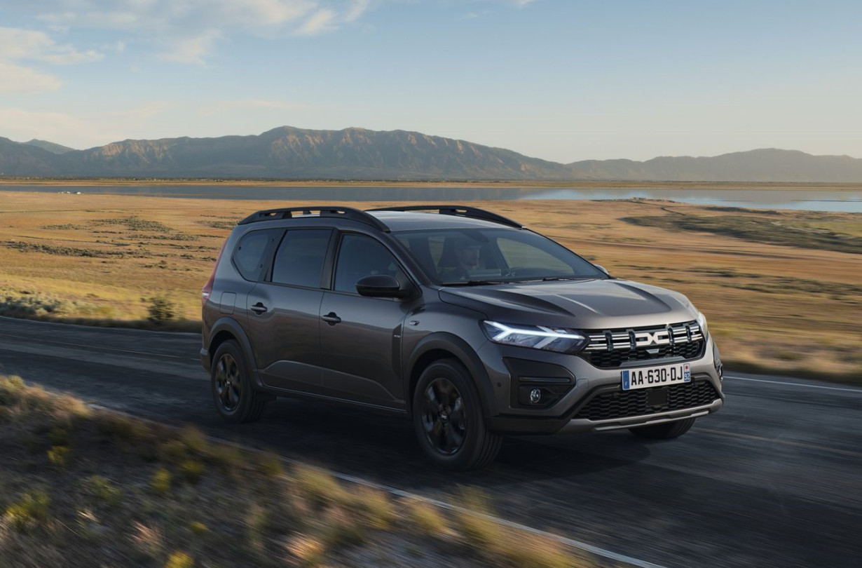 Dacia Jogger HYBRID 140 Dacia Jogger HYBRID 140