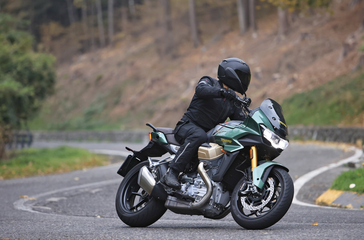 Test ride: Moto Guzzi V100 Mandello S, Photos © MOTO Magazine/Moto Guzzi Test ride: Moto Guzzi V100 Mandello S, Photos © MOTO Magazine/Moto Guzzi