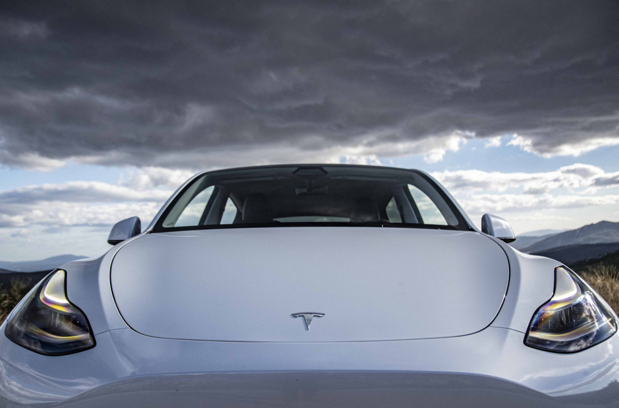 Tesla Tesla