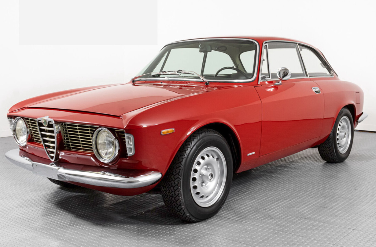 Alfa Romeo Giulia Sprint GT 1963-1966: Capolavoro!