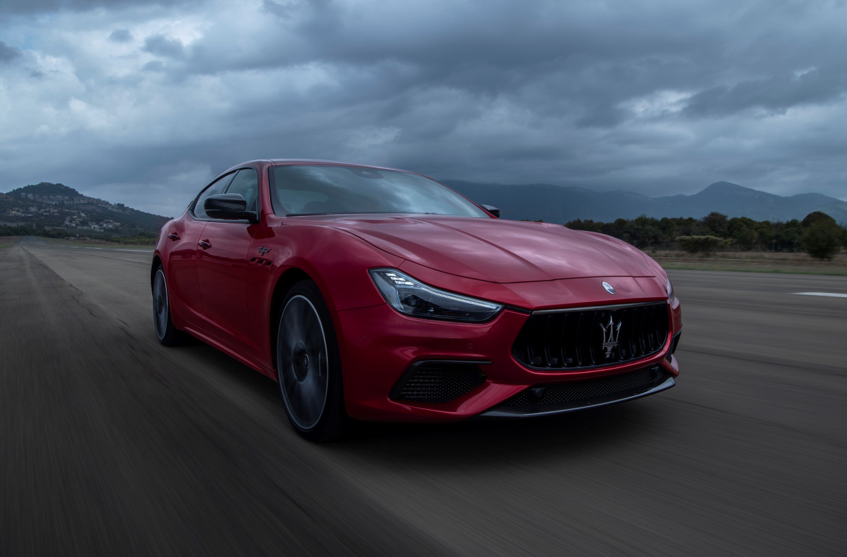Τα δύο μοντέλα-επίλογος των Maserati με μοτέρ V8 θα βασίζονται στην κορυφαία έκδοση Trofeo και θα κάνουν πρεμιέρα στο Goodwood Festival of Speed τον ερχόμενο Ιούλιο Maserati