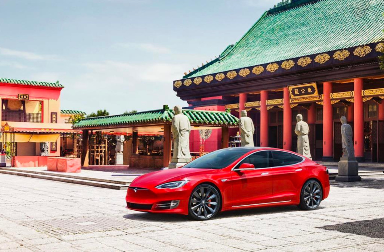 Η έρευνα για σύγκρουση ενός Tesla Model Y στην Κίνα αποκάλυψε ότι το γκάζι πατήθηκε τέρμα, ενώ τα φρένα δεν ενεργοποιήθηκαν. tesla China