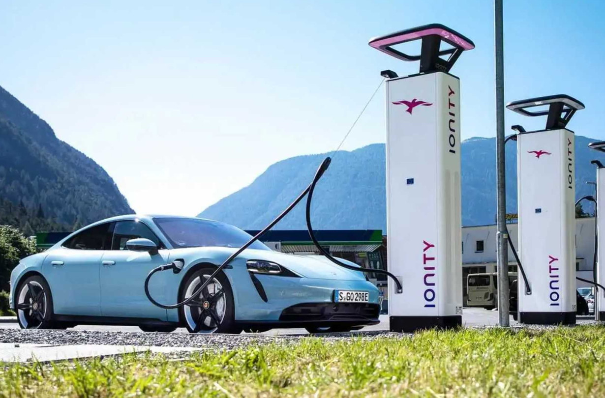 Το δίκτυο Ionity προβλέποντας τη μελλοντική πρόοδο στη ταχεία φόρτιση ανεβάζει τη μέγιστη ισχύ των τερματικών του στα 400 kW Δίκτυο Ionity