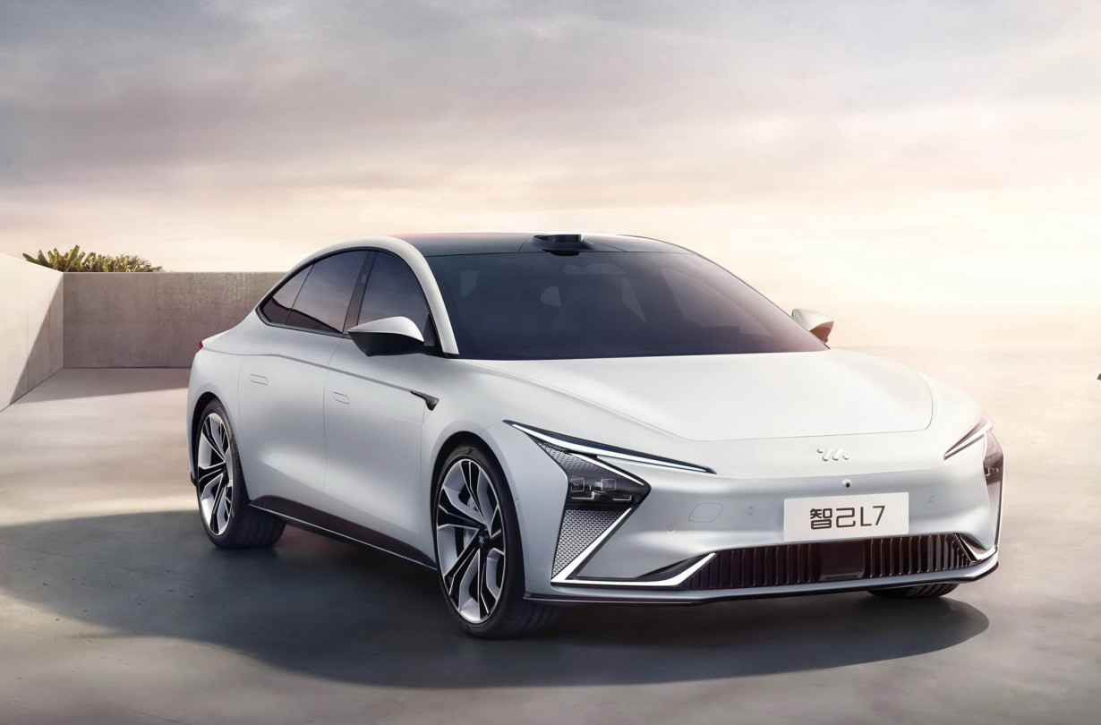 H πλατφόρμα SAIC-IM θα μπορούσε να χρησιμοποιηθεί από την Audi για να υποστηρίξει μοντέλα παραγωγής που θα βασίζονται στα πρωτότυπα Activesphere, Urbansphere, Skysphere και Grandsphere, τις μελλοντικές ναυαρχίδες του Ingolstadt.  Audi σε κινεζική πλατφόρμα της SAIC