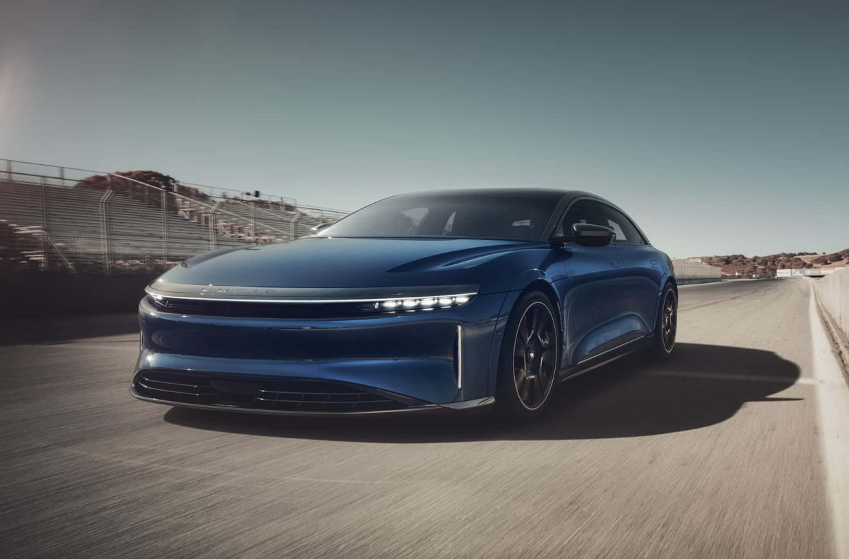 Το Lucid Air Sapphire για το 0-100 km/h χρειάζεται κάτω από 2" και μπορεί να πιάσει από στάση τα 160 km/h σε λιγότερο από 4”! Lucid Air Sapphire