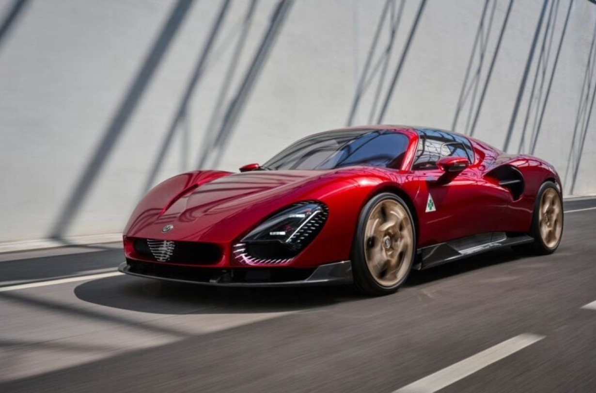 2023 Alfa Romeo 33 Stradale