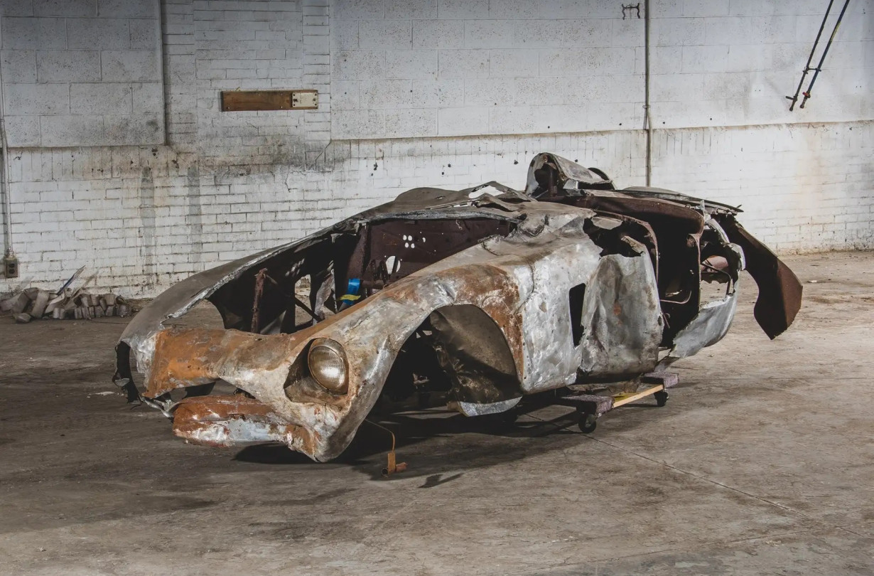 Πλήρως αποκατεστημένη, αυτή η Ferrari 500 Mondial μπορεί να πιάσει τιμή ακόμα και πάνω από €5 εκατ. Ferrari 500 Mondial