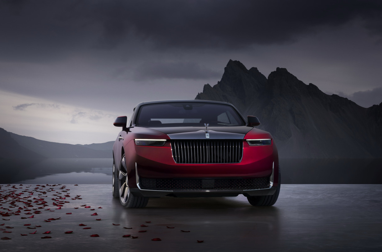 Rolls-Royce Rose Noire Droptail