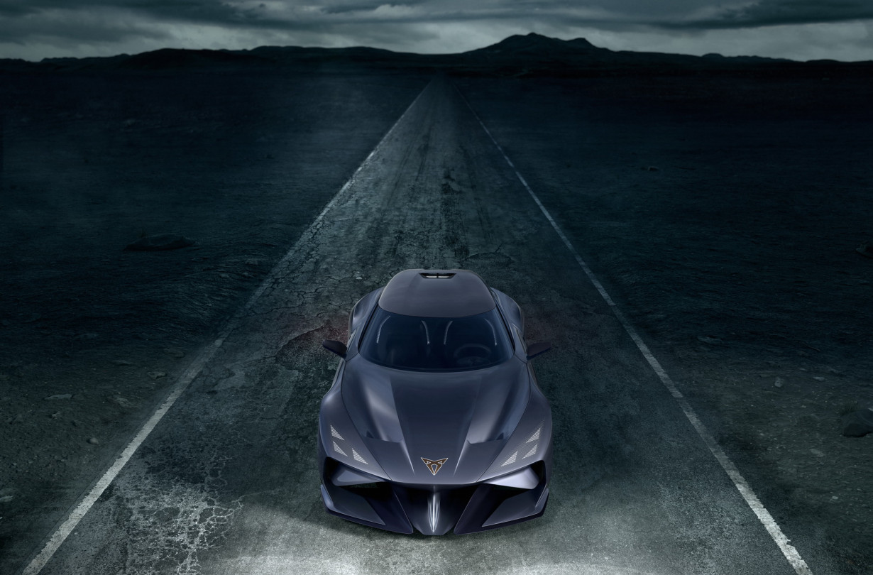 Το Cupra DarkRebel μπορεί να μην έχει άμεση συνέχεια, αλλά πολλά σχεδιαστικά στοιχεία θα μπορούσαν να επιστρέψουν σε μελλοντικά μοντέλα της φίρμας. Cupra DarkRebel