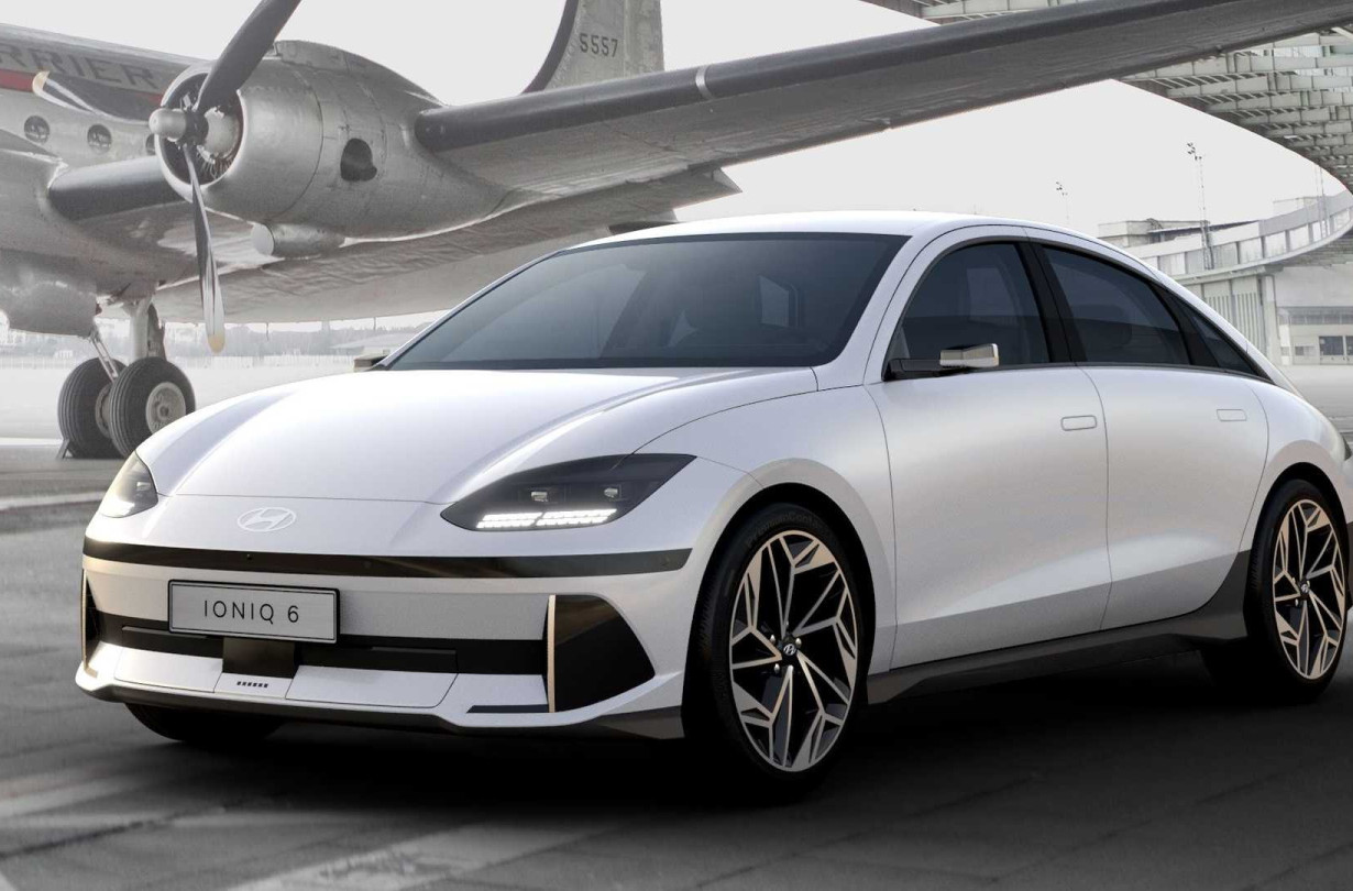 H Hyundai σχεδιάζει να ενσωματώσει τις νέες αυτοκαθαριζόμενες κάμερες και σε αυτοκίνητα μαζικής παραγωγής ύστερα από τις προβλεπόμενες δοκιμές Η Hyundai ετοιμάζει μια νέα, διπλά αυτοκαθαριζόμενη κάμερα-αισθητήρα προκειμένου τα συστήματα υποβοήθησης της οδήγησης να λειτουργούν αδιάλειπτα, όντα ανεπηρέαστα από βρομιά και σκόνη.