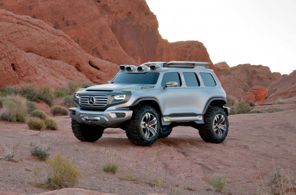 Η μικρή Mercedes-Benz G-Class θα βασίζεται πάνω στην επερχόμενη πλατφόρμα MMA με τις φήμες να λένε ότι θα διατίθεται αποκλειστικά ως EV με 800βολτη αρχιτεκτονική Mercedes-Benz G-Class