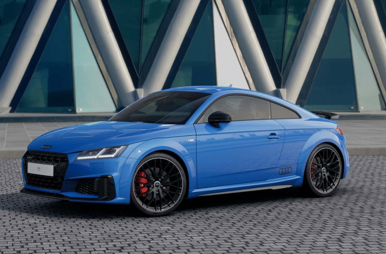 Τα 25 Audi TT που θα κατασκευαστούν θα ταξιδέψουν αποκλειστικά στην Ισπανία. Όσοι θέλουν να το αποκτήσουν θα πρέπει να εκταμιεύσουν από τον τραπεζικό τους λογαριασμό περί τις 72.800 ευρώ Audi TT Special Edition
