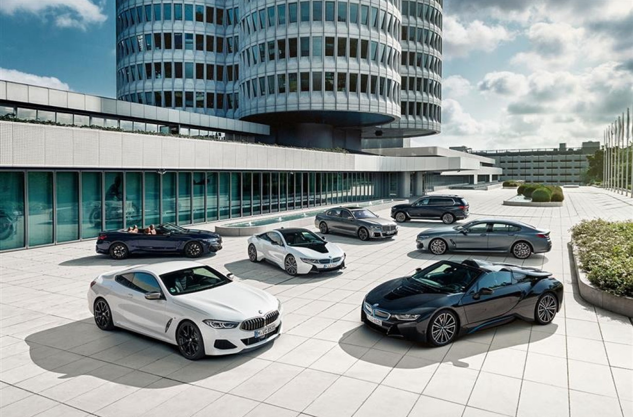 Στόχος του BMW Group είναι να ωφελήσει τόσο τους πελάτες, όσο και τους συνεργάτες λιανικής, με ένα άρτιο δίκτυο πωλήσεων BMW Group