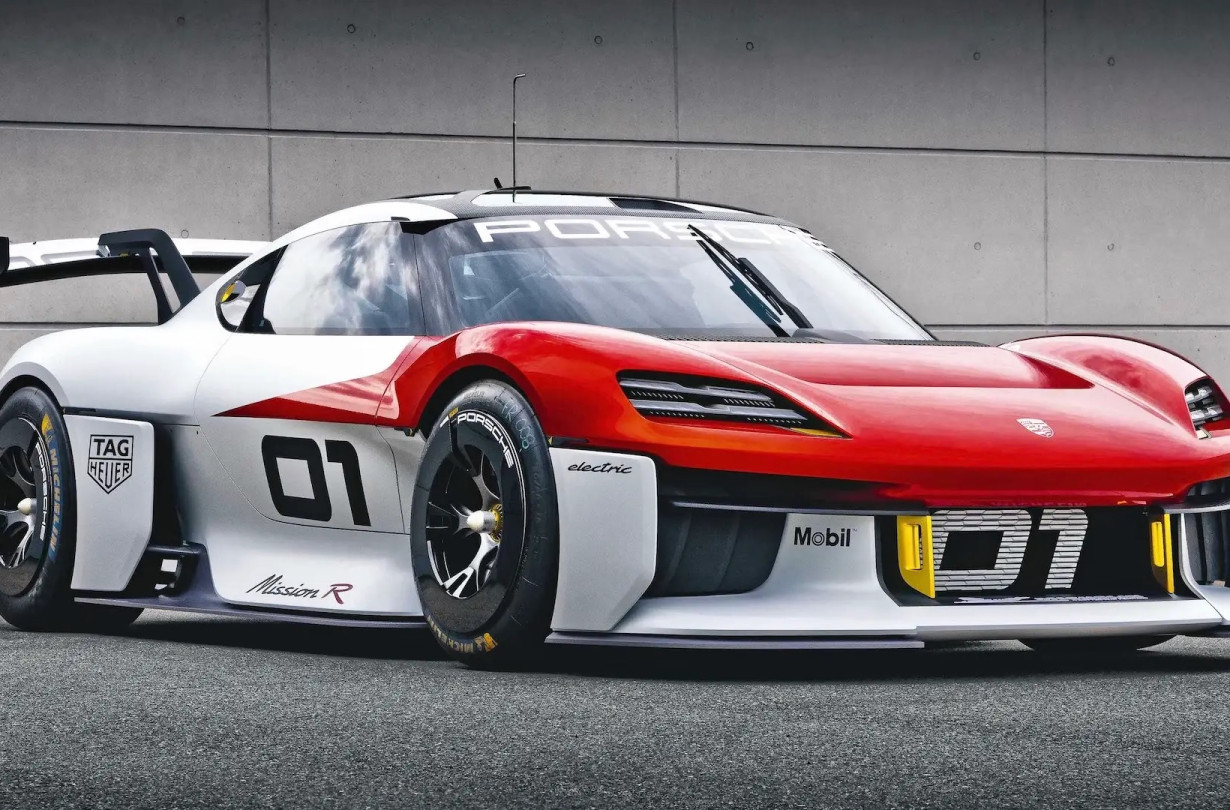 Η Porsche προτιμά να περιορίσει την ηλεκτρική αυτονομία παρά να βαρύνει υπερβολικά τις αγαπημένες της 718 Cayman και Boxster. Porsche 718 Cayman - Porsche Mission R