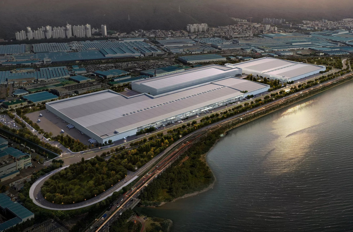 Μέχρι στιγμής, η Hyundai Motor έχει επενδύσει περί τα 5,5 δισεκατομμύρια ευρώ στην ηλεκτροκίνηση Hyundai EV Factory Hyundai EV Factory