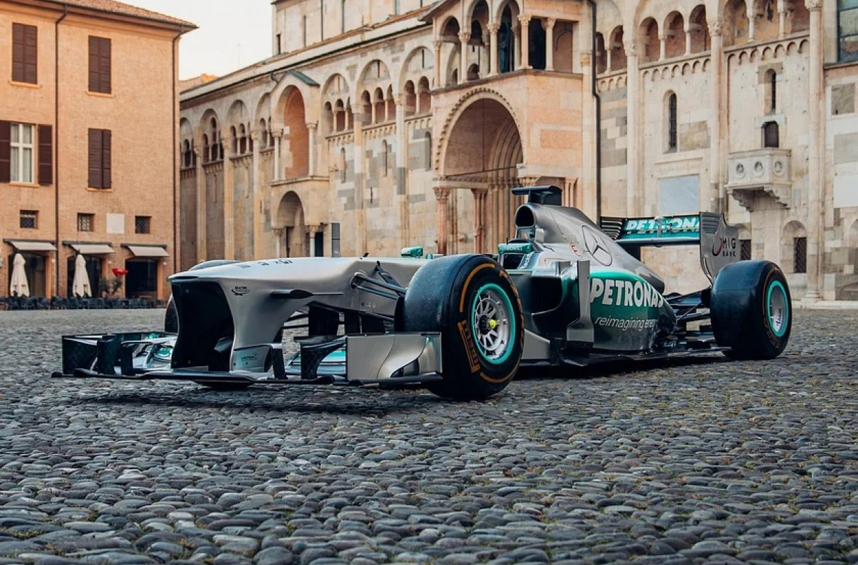 Lewis Hamilton Mercedes-AMG Petronas F1 W04
