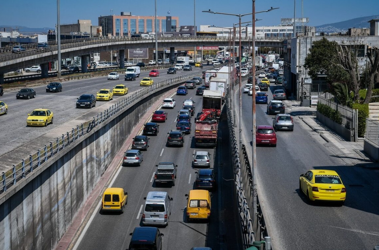 Τα ποσά που θα χρειαστεί να καταβάλουν οι οδηγοί για τα τέλη κυκλοφορίας του 2024 είναι ίδια με τα ποσά της περασμένης χρονιάς Τέλη Κυκλοφορίας 2024