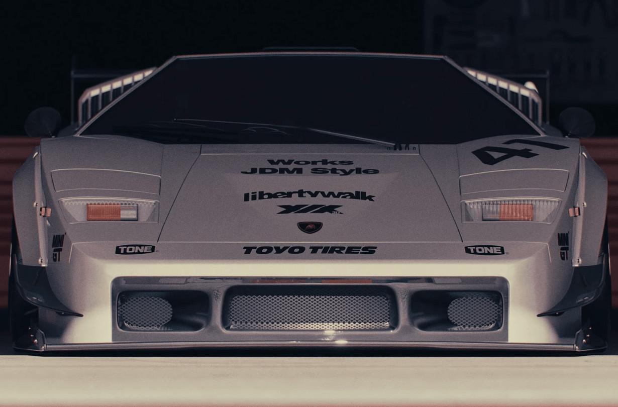 Ιεροσυλία ή υπερθέαμα; Η Η Liberty Walk βάζει χέρι στη θρυλική Lamborghini Countach. Lamborghini Countach