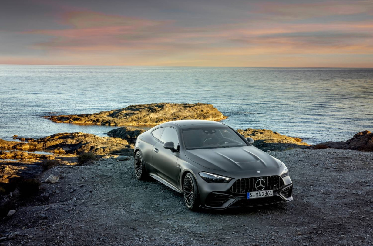 H Mercedes AMG CLE 53 4Matic+ Coupé έρχεται με 449 PS και κατανάλωση που σύμφωνα με το εργοστάσιο κυμάινεται μεταξύ 9,3 και 9,7 lt/100km Mercedes-AMG CLE 53 4Matic+ Coupé