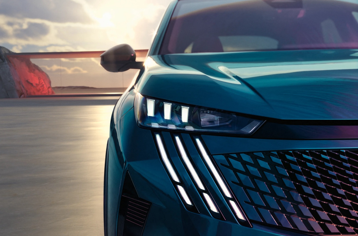 Το νέο Peugeot 5008 θα αποτελεί την καλύτερη απόδειξη ότι χώροι και στιλ μπορούν να συνυπάρξουν στο ίδιο αμάξωμα. Peugeot 5008