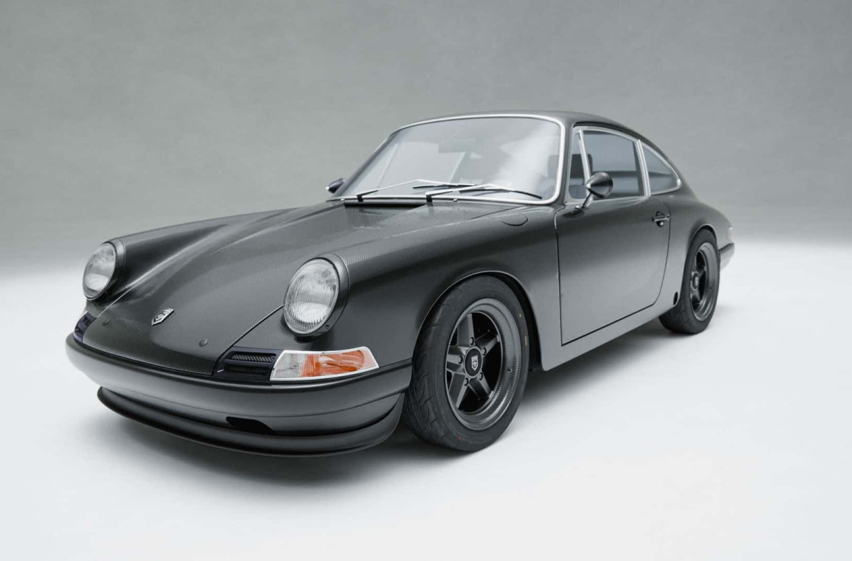 Αυτή η Porsche 912 κόστιζει το βάρος της σε χρυσάφι: €400 χιλιάρικα για 699 kg. Porsche 912