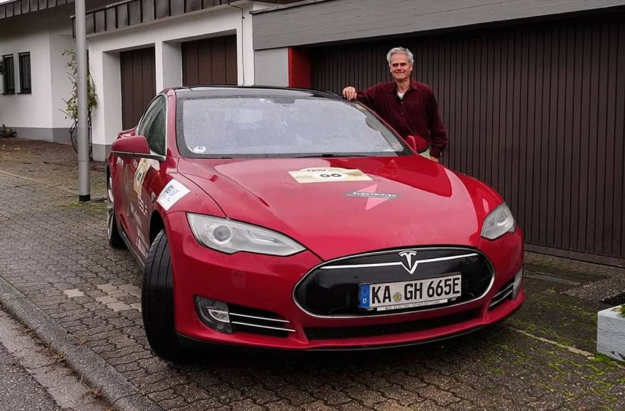 Tesla Model S