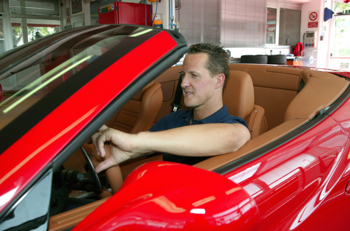 Η οικογένεια Schumacher βγάζει στο σφυρί τη Ferrari F430 που τους είχε κάνει δώρο ο Michael. Michael Schumacher