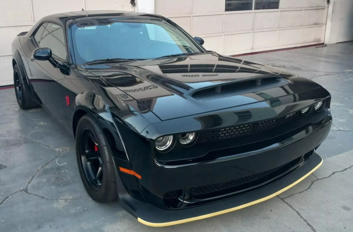 Είτε είσαι φαν της Madonna είτε όχι, αυτό το Dodge Challenger SRT Demon του 2018 αξίζει την προσοχή σου. Madonna