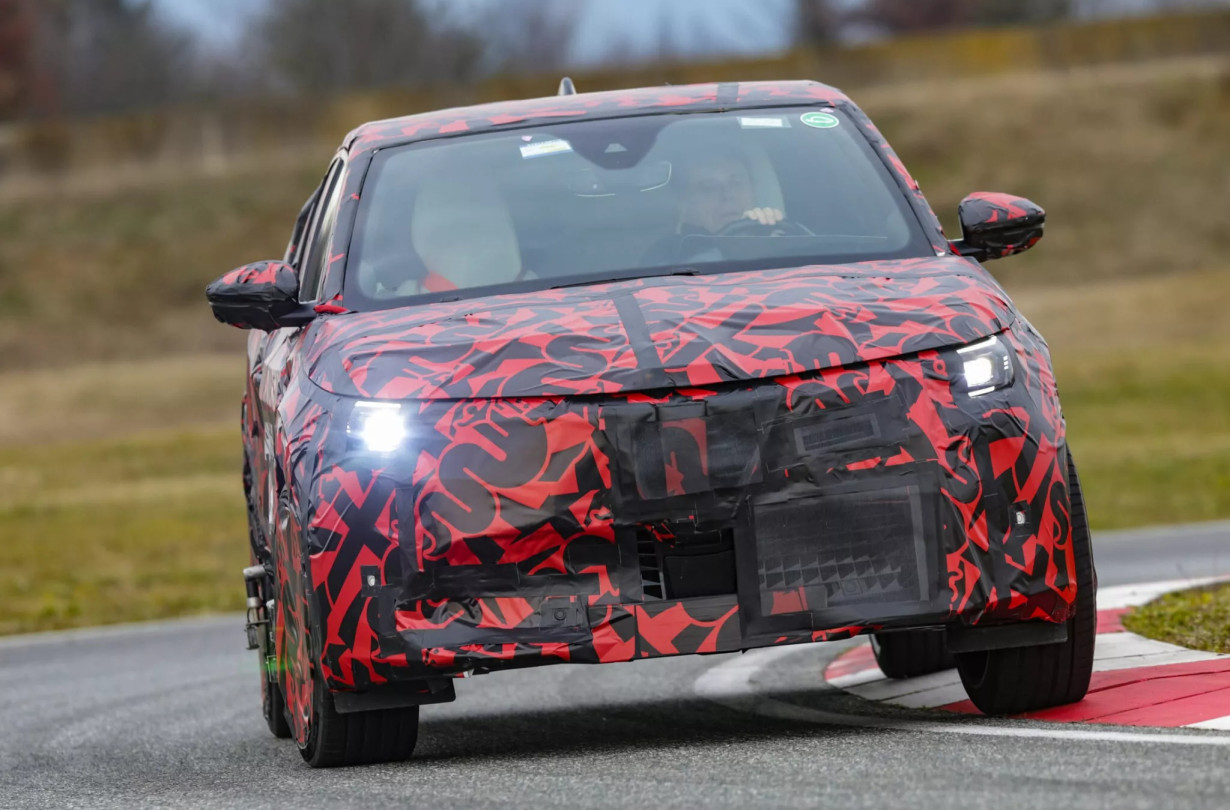 Η επίσημη παρουσιάση της Alfa Romeo Milano, της πρώτης αμιγώς ηλεκτρικής Alfa Romeo της Ιστορίας θα πραγματοποιηθεί στην ομώνυμη πόλη στις 10 Απριλίου Alfa Romeo Milano