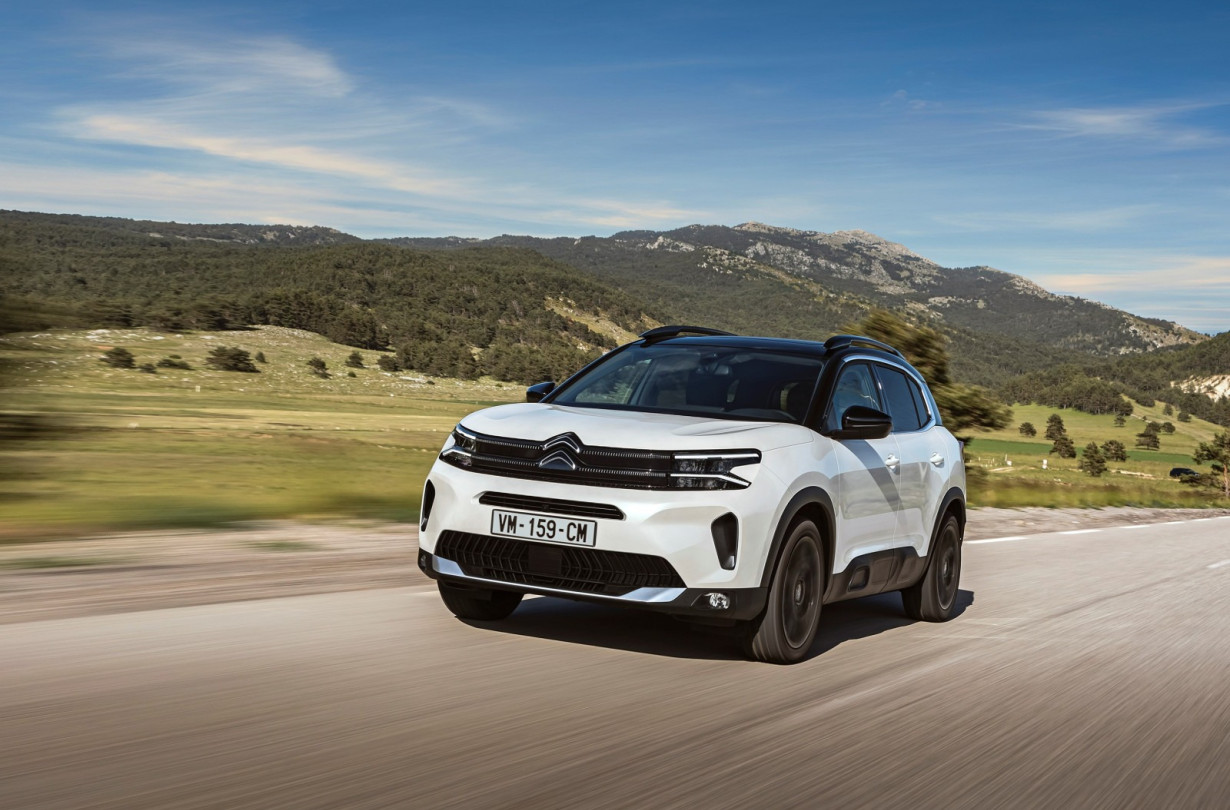 To Citroën C5 Aircross ένα από τα πληρέστερα μεσαία SUV της ελληνικής αγοράς μπορεί να γίνει δικό σας από €25.900 Citroën C5 Aircross