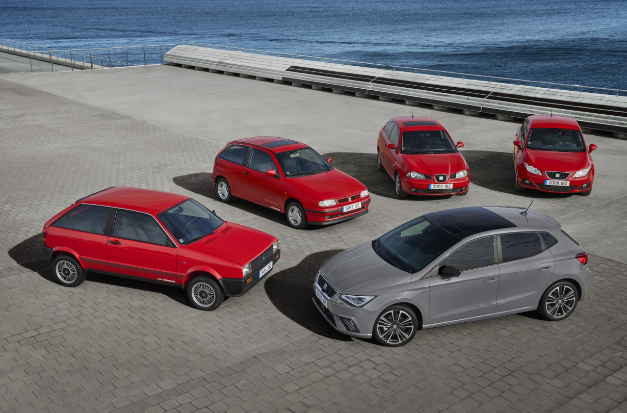 Τίτλοι τέλους για το Seat Ibiza; Πάντως, προς το παρόν γιορτάζουμε τα 40 χρόνια επιτυχίας. Seat Ibiza