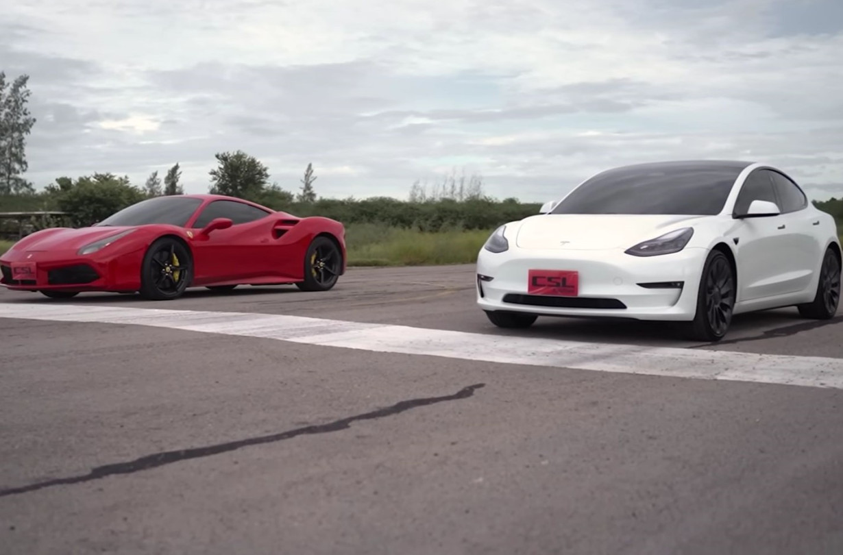 Ηλεκτρικό ή θερμικό; Πόσο θα αυθαδιάσουν τα EV; Ένα Model 3 Performance τα βάζει με μια Ferrari 488 που κοστίζει πολλαπλάσια χρήματα. Model 3 Performance