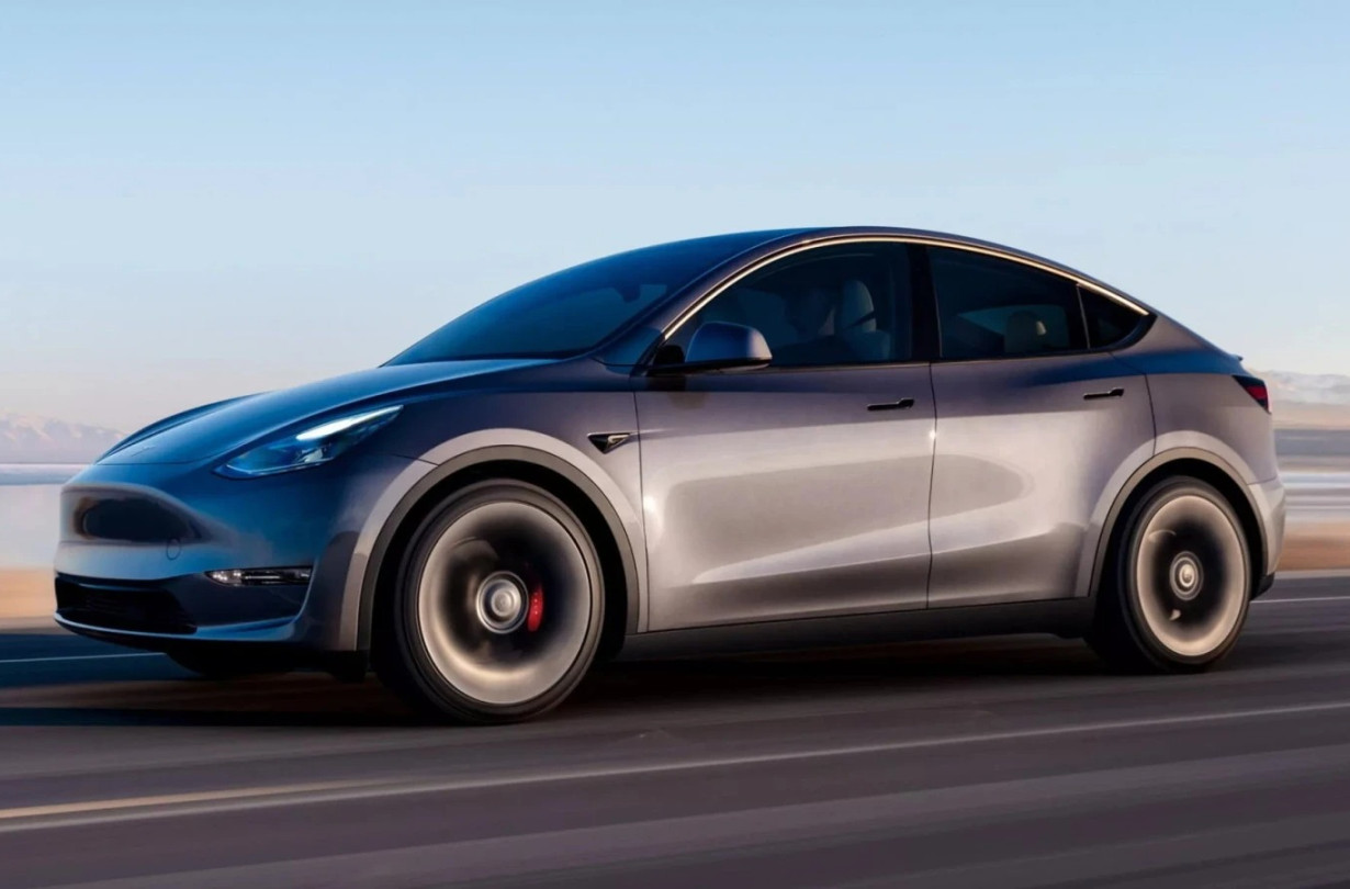 Η παρουσίαση του Tesla Model Y θα γίνει μέσα στο πρώτο μισό του 2024, ενώ η παραγωγή αναμένεται να ξεκινήσει προς τα τέλη του έτους Tesla Model Y