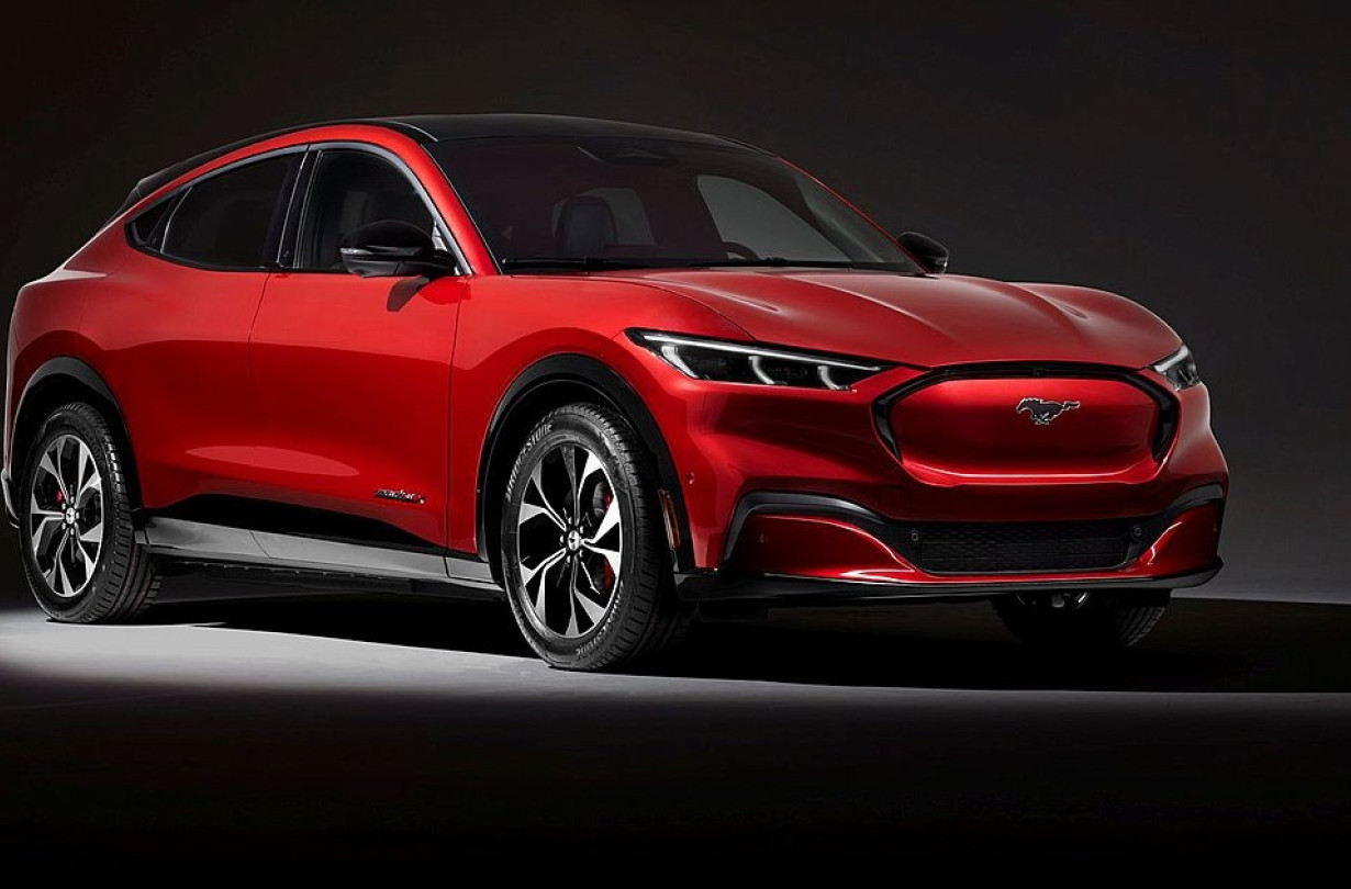 Το frunk της Ford Mustang Mach-E κατασκευάζεται τώρα από ανακυκλωμένο πλαστικό χρησιμοποιόντας 115 δοχεία γιαυρτιού Ford Mustang Mach-E