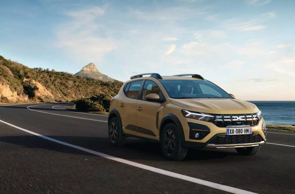Το νέο Dacia Sandero, θα έρθει το 2027 ή το 2028 με ηλεκτρικά και θερμικά κινητήρια σύνολα Dacia Sandero Stepway