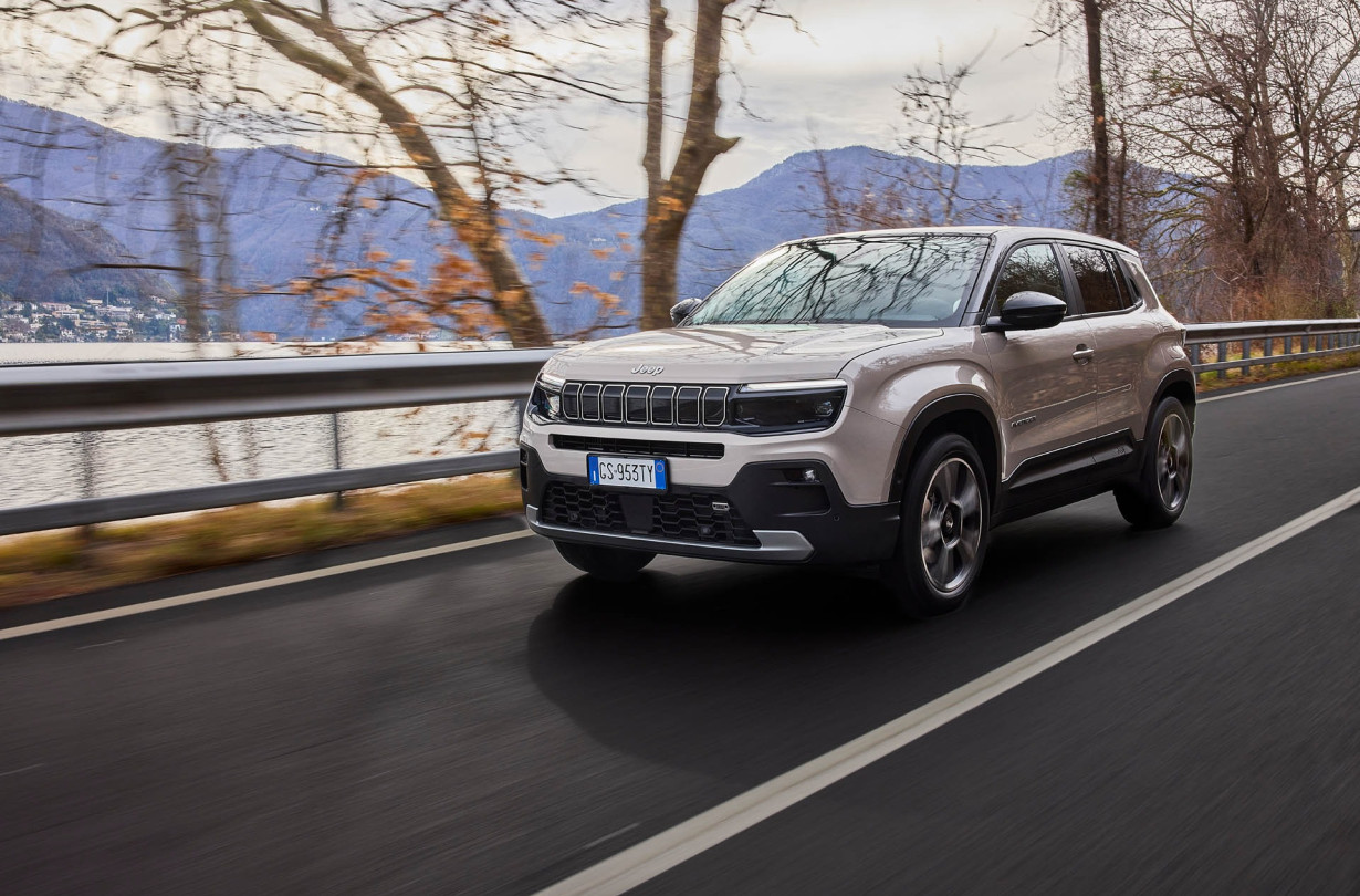 To Jeep Avenger στην έκδοση βενζίνης ξεκινά από τις €23.990 Jeep Avenger