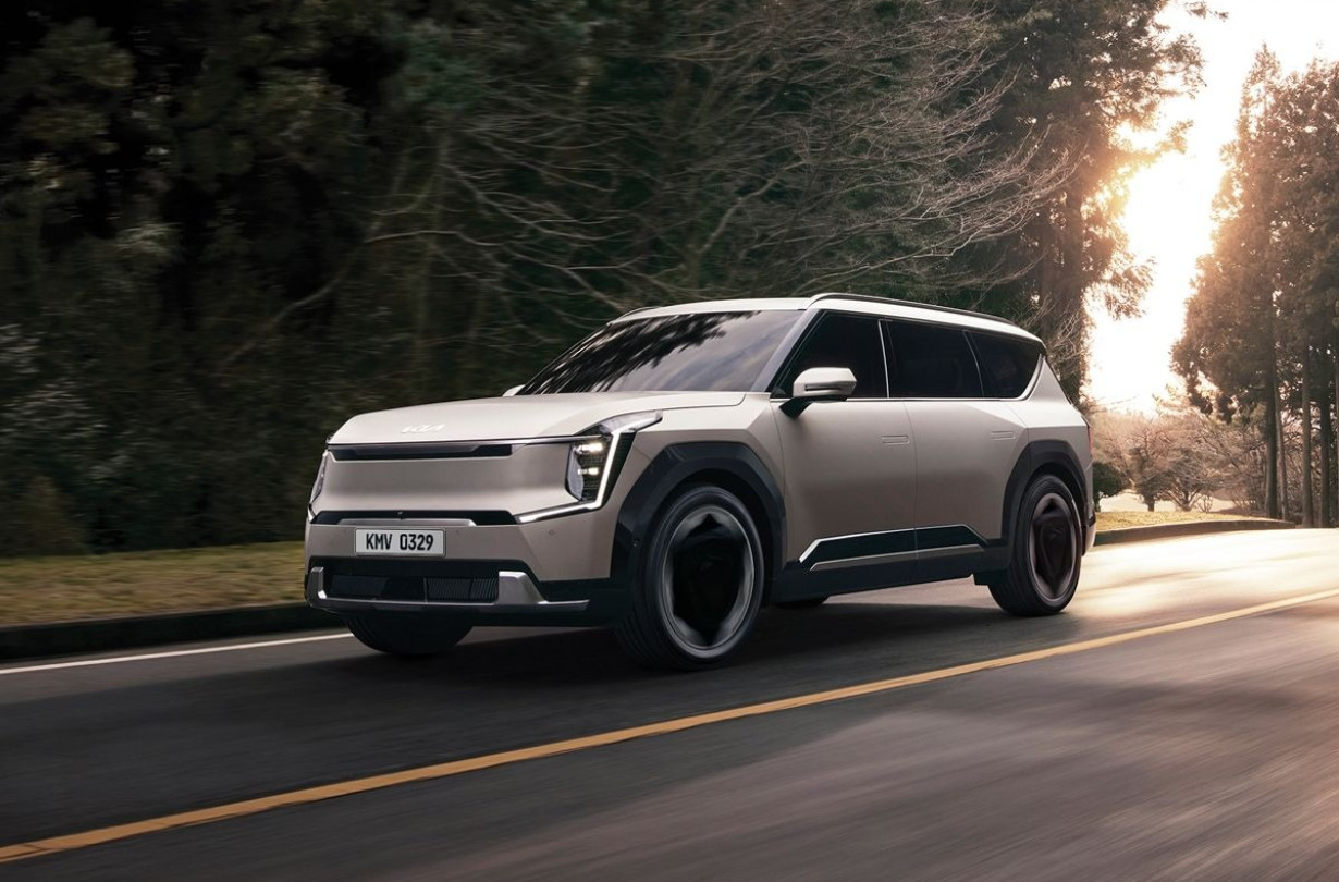 Το Kia EV9 διεκδικεί τον τίτλο του στα επερχόμενα 2024 World Car Awards Kia EV9